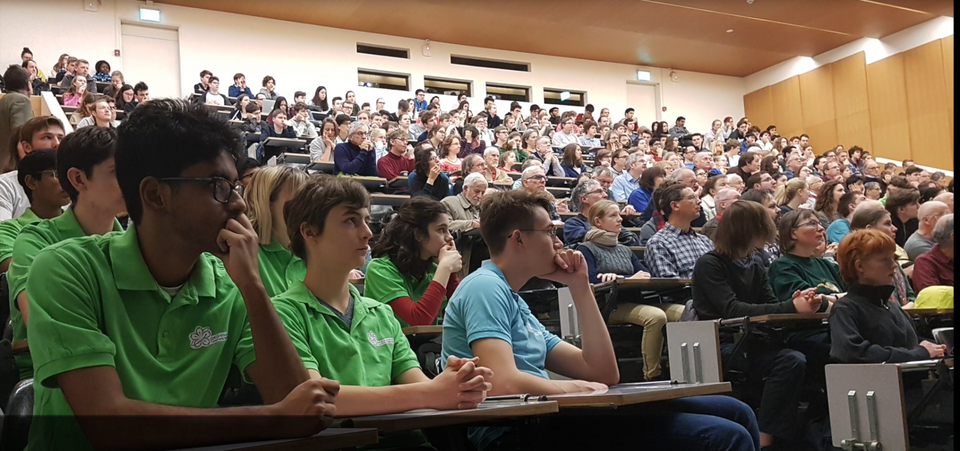  Saturday Morning Physics 2019 was a huge success! The Department would like to thank everyone who helped making this event possible. Watch a summary of the SMP2019 here. 