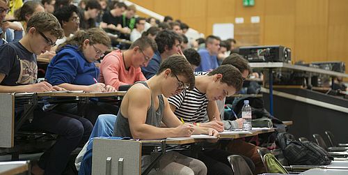 [Translate to Deutsch:] Schülerstudium