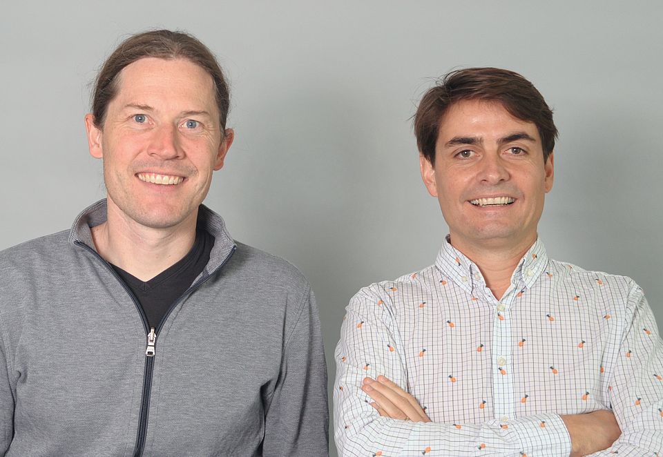 Philipp Treutlein and Nicolas Sangouard win Ehrenfest "Best Paper Award" for quantum foundations 2017! 