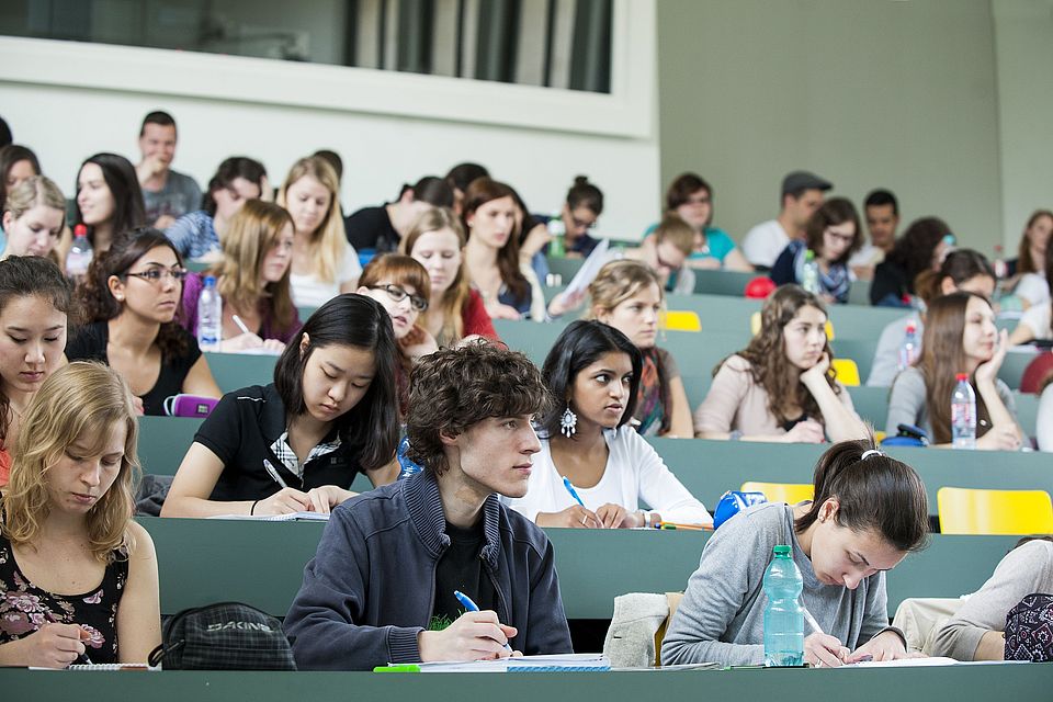 Begrüssung der Erstsemestrigen zum Physikstudium